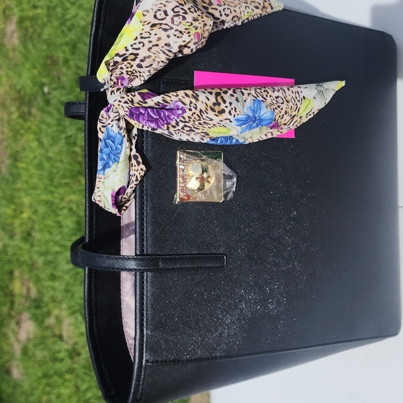 NWT BLACK BETSEY JOHNSON TOTE W/SCARF AND POUCH - Picture 2 of 8
